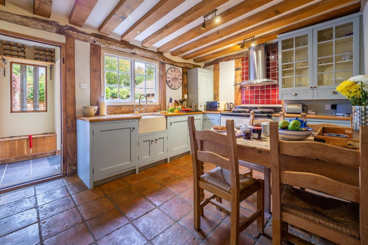 Extraordinary 15Th Century Timber Framed Cottage In Famous Medieval Village - The Tryst Lavenham Zewnętrze zdjęcie