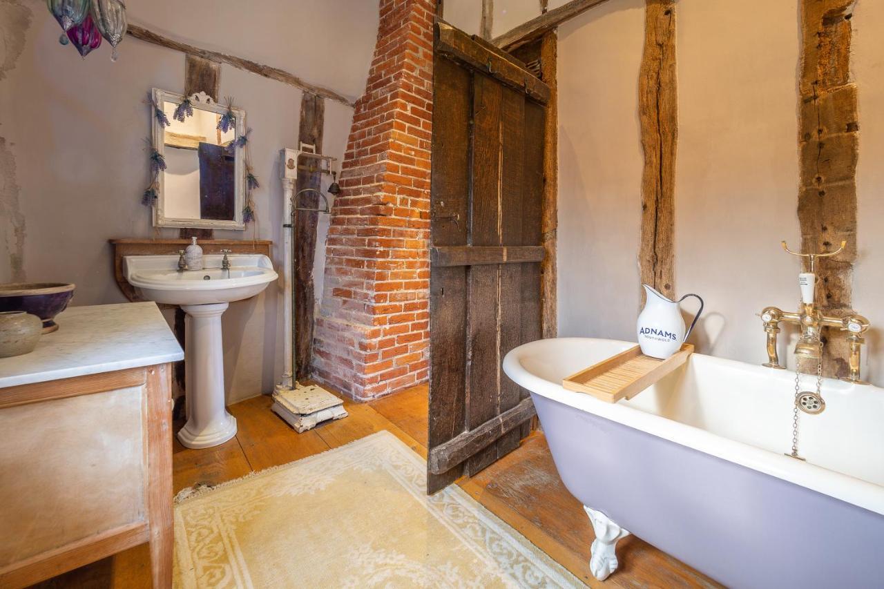 Extraordinary 15Th Century Timber Framed Cottage In Famous Medieval Village - The Tryst Lavenham Zewnętrze zdjęcie