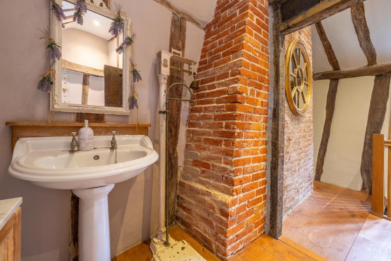 Extraordinary 15Th Century Timber Framed Cottage In Famous Medieval Village - The Tryst Lavenham Zewnętrze zdjęcie